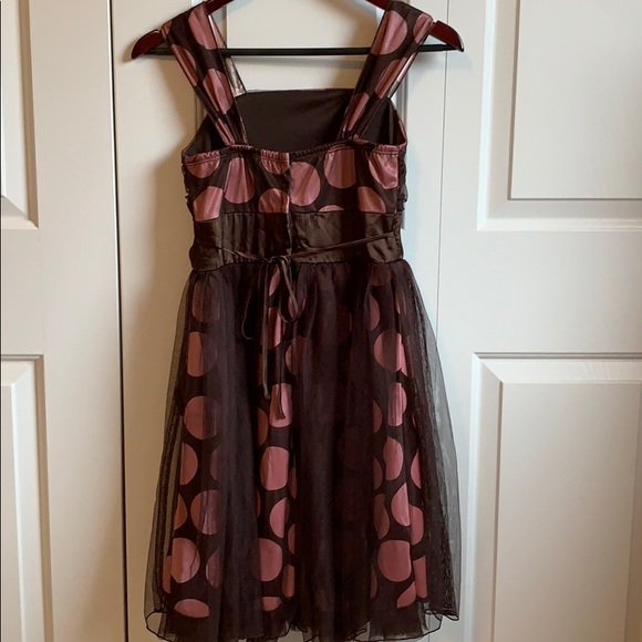 Girl’s Dress - Picture 2 of 5